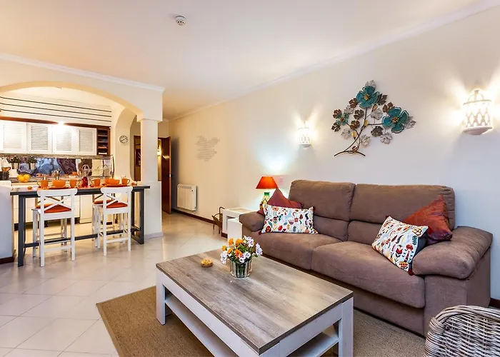 Clementina * Albufeira