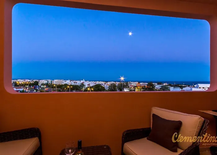 Clementina אלבופיירה